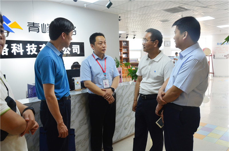 熱烈歡迎安陽(yáng)市委統(tǒng)戰(zhàn)部副部長(zhǎng)李春喜一行蒞臨我司參觀！